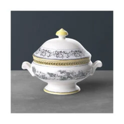 Villeroy & Boch Audun Ferme Covered Vegetable Dish