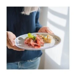 Villeroy & Boch Vieux Luxembourg Salad Plate -Villeroy - Boch Store 1129496 2 3e2e8be7 5039 4b35 9f25 1f4fd43b9e8b